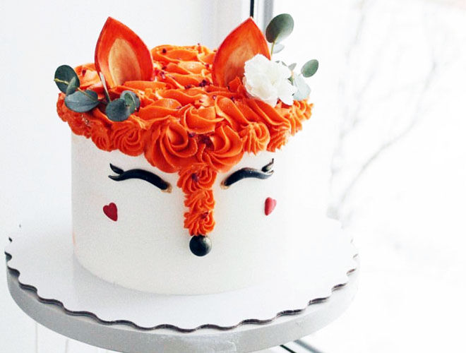 Fondant fox cake for woodland baby shower, by P Bakery