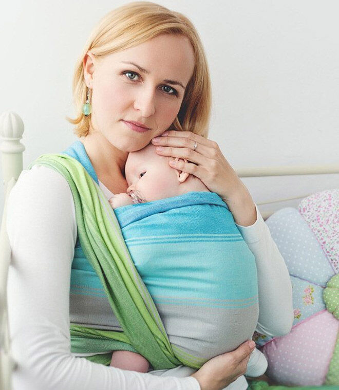 Woven wrap breastfeeding