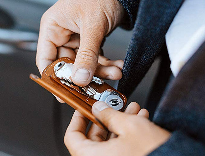 Gifts for dad: Bellroy Key Cover