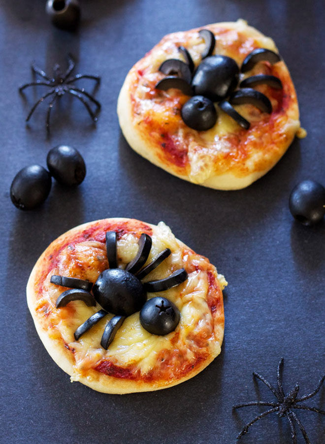 Spider pizzas with olives