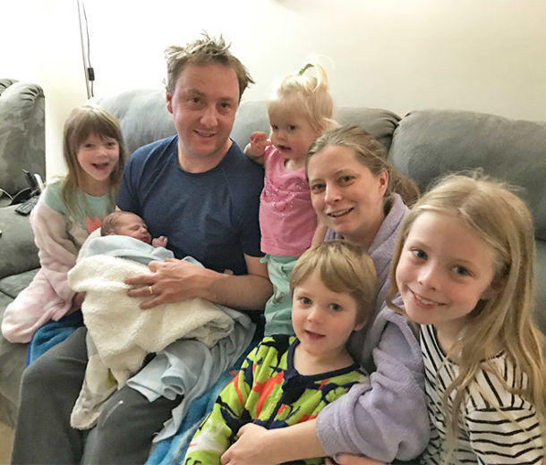 Birth Story: Four Siblings Witness Brother's Unassisted Homebirth