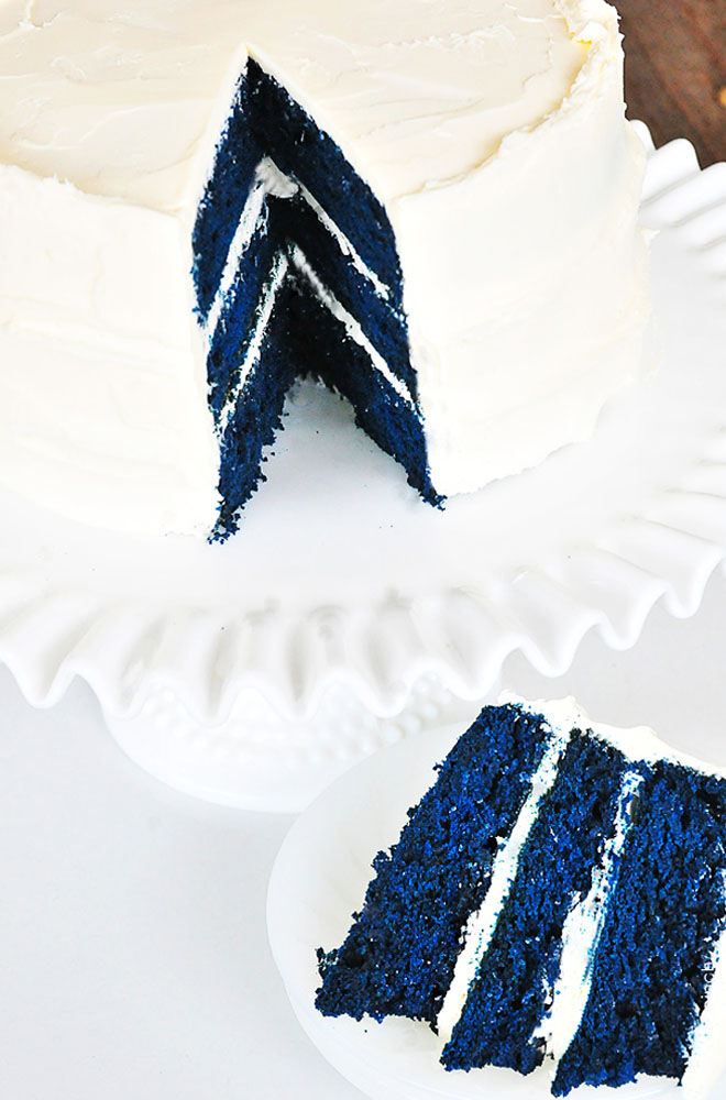 Blue velvet gender reveal cake