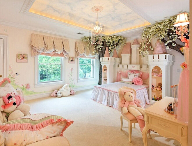 Castle bed children's bedroom