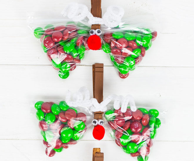 Reindeer clothespin Christmas treat bags