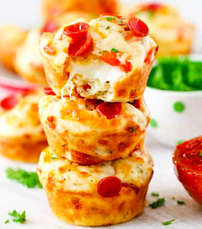 Pepperoni pizza puffs for the lunch box