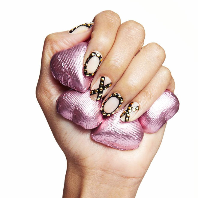 XOXO Valentine's nails