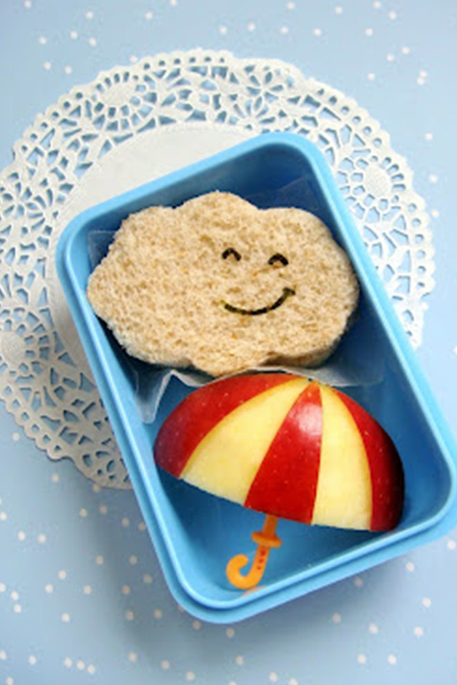 Apple umbrella snack box idea