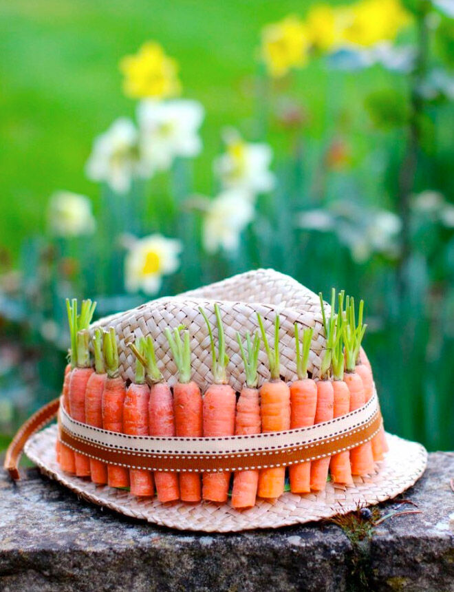 Easy Easter bonnet idea using straw hat and carrots