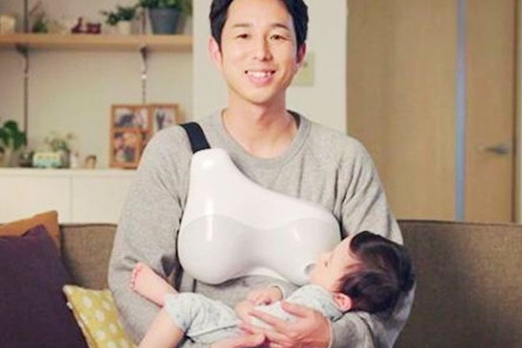 Gadget Helps Dads Breastfeed Their Babies
