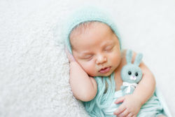 Characteristics of babies born in April