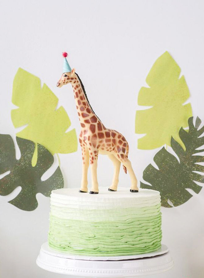 Jungle party cake