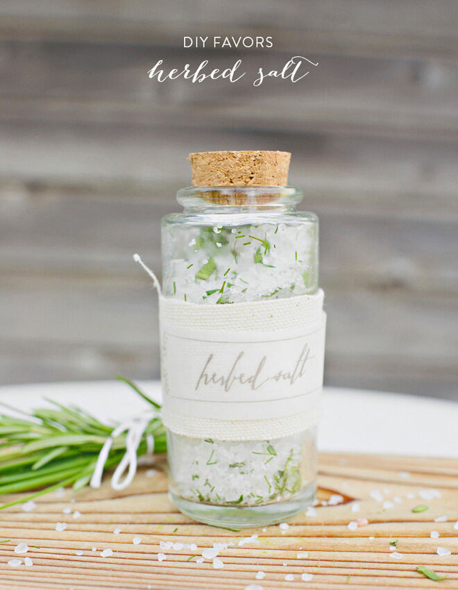 Woodland baby shower favour ideas: DIY herb infused salt