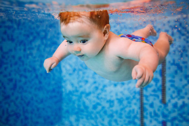 When should babies start swimming lessons? | Mum's Grapevine