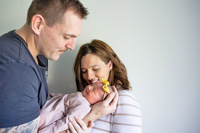Army dad makes it home for baby's birth