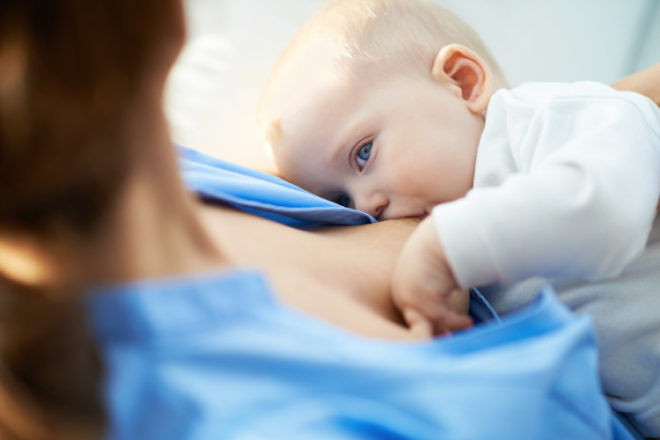Australian National Breastfeeding Strategy aims to push mums to breastfeed for longer
