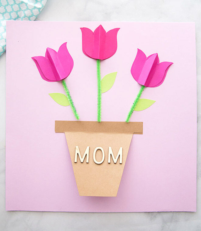 DIY Mother's Day card idea: Paper flowers