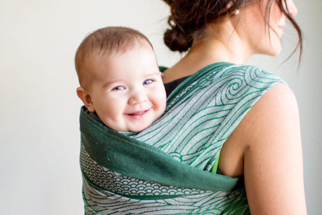 Babywearing in the second trimester