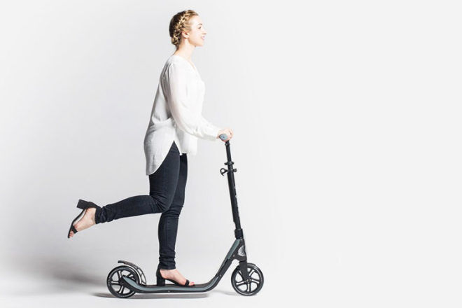 Gift ideas for mums: Globber ONE NL 205 Adult Scooter