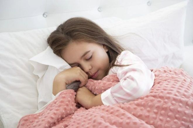 The best weighted blankets for kids | Mum's Grapevine