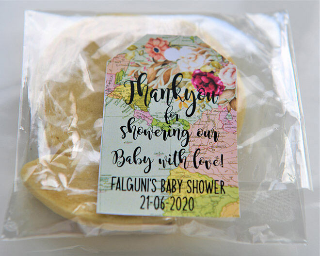 Baby shower favours travel theme