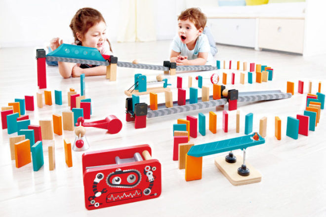 Best Robot Toys and Gifts: Hape Robot Dominoes