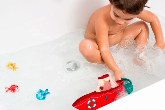 Best Toys for 1 Year Olds: Lilliputiens Fishing Boat