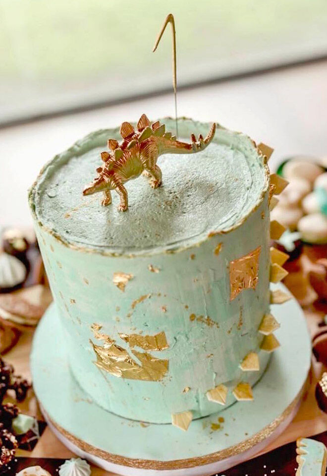 Glam and rustic dinosaur cake