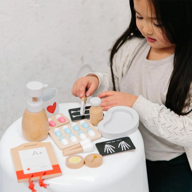 Kids' Doctor Kits: Make Me Iconic