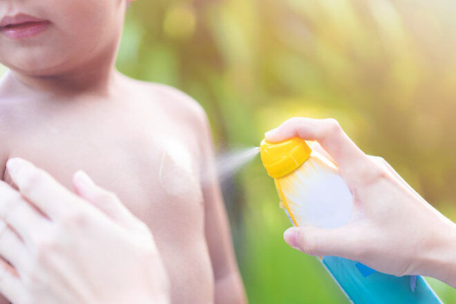 Families warned against using aerosol sunscreens | Mum's Grapevine