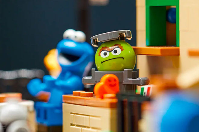 Oscar the Grouch Sesame Street LEGO