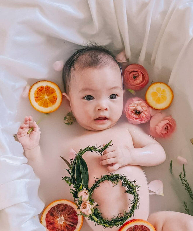 DIY baby milk bath photo ideas