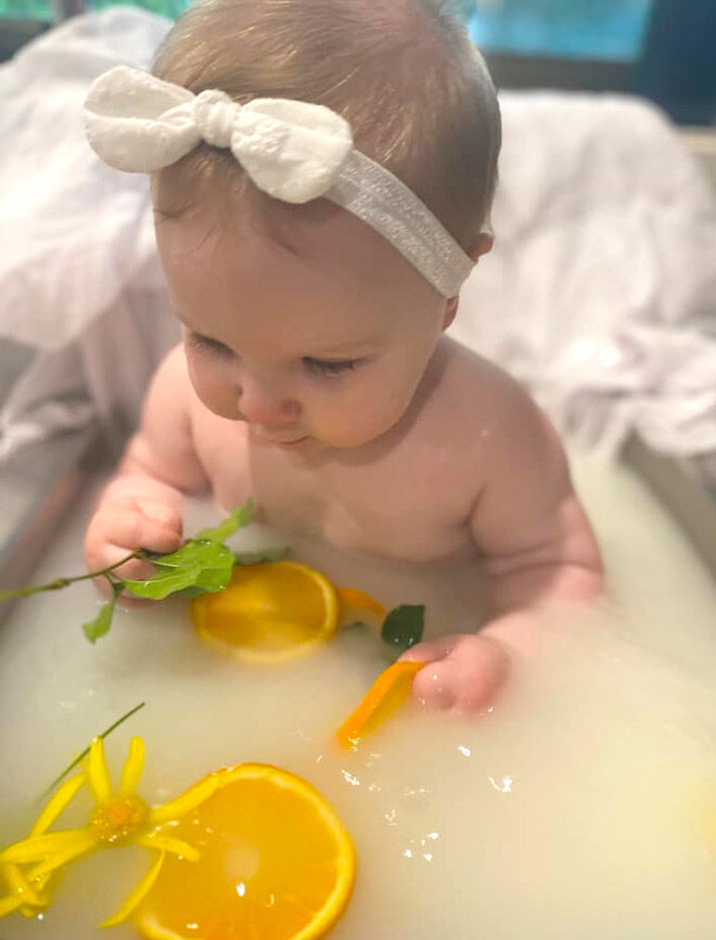 DIY baby milk bath photo ideas