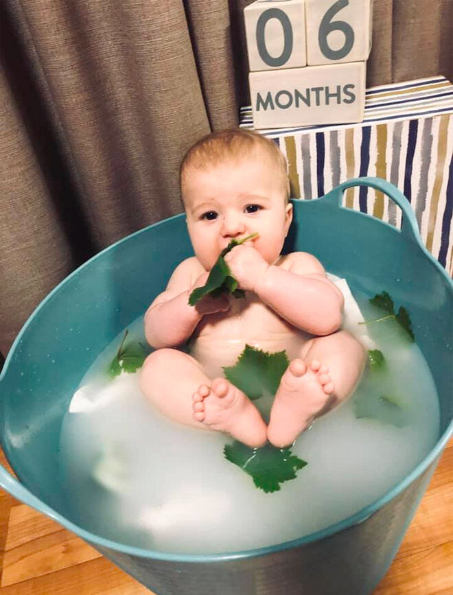 DIY baby milk bath