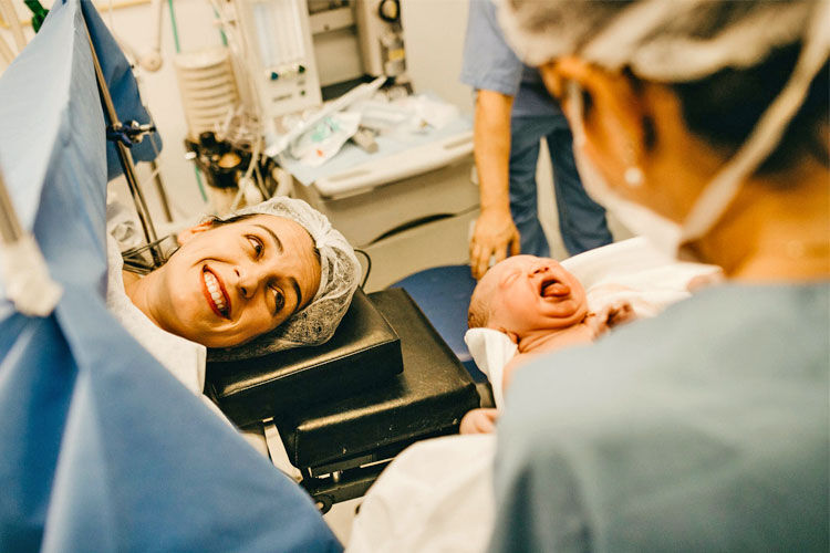 C-Sections Before 39 Weeks Put Babies at Risk, Report Says