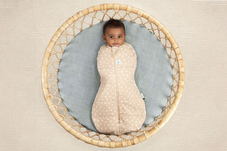 15 Baby Swaddle Suits Mums