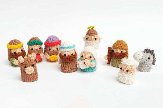 Handmade Christmas Nativity Amigurumi Finger Puppets from Little Bud Toys