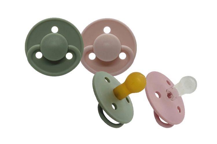 16 Newborn Dummies Mums