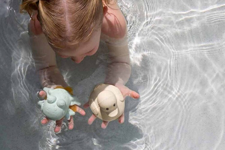 27 Best Baby Bath Toys That Won't Go Mouldy