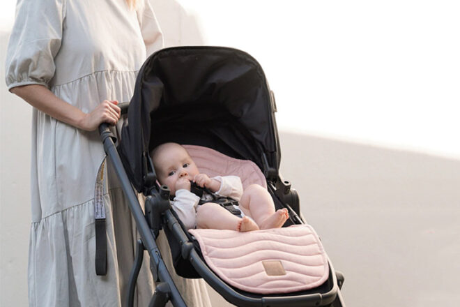 The Muse Edition linen stroller liner
