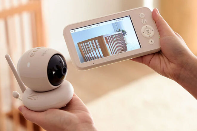 drift home baby monitor by ergopouch parent unit and camera