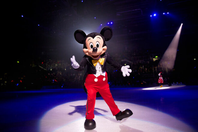 Disney On Ice presents Magic in the Stars - Mickey Mouse